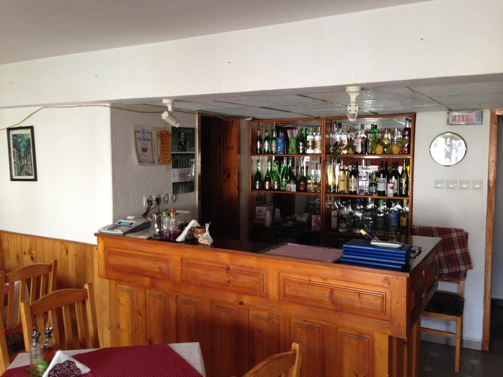 Katerina Family Hotel Szmoljan Kültér fotó