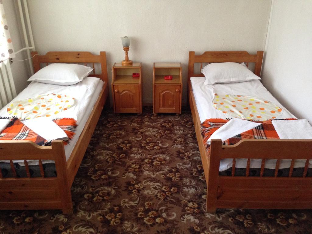 Katerina Family Hotel Szmoljan Szoba fotó