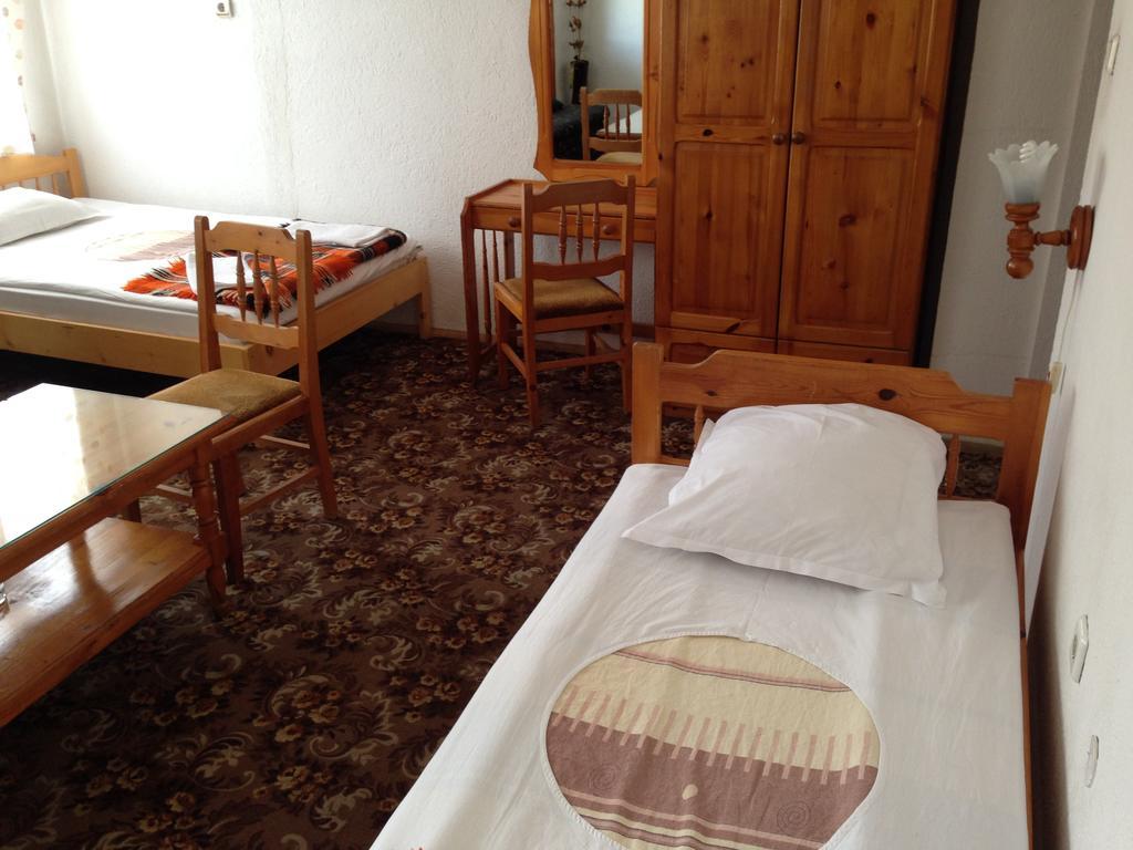 Katerina Family Hotel Szmoljan Kültér fotó